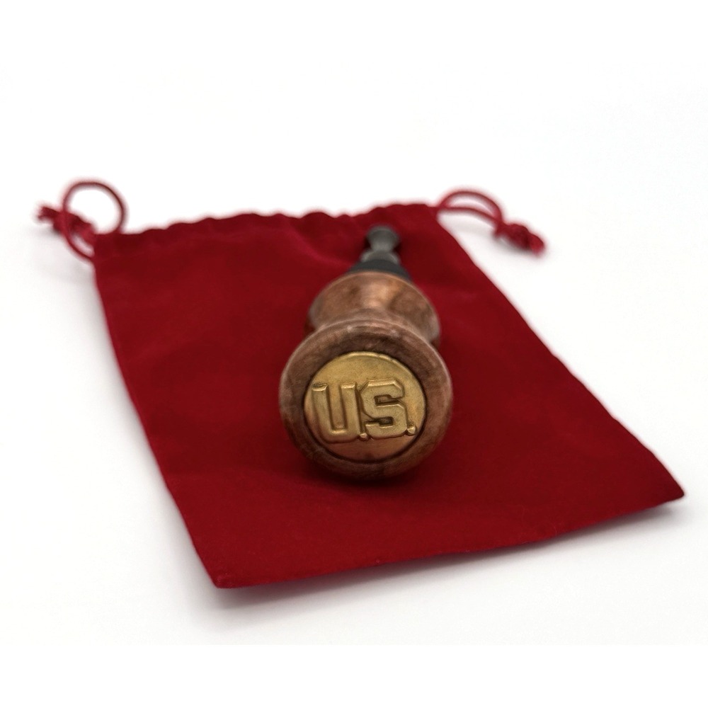 Hand Turned Wooden Bottle Stopper Brass US Medallion Wine Stopper Bar